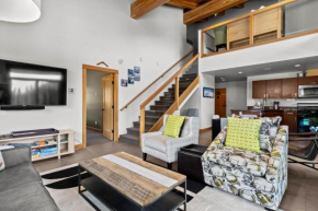 Kookaburra Lodge #401 By Bear Country Sun Peaks